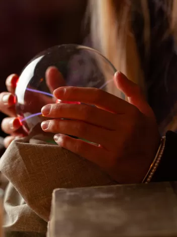 Palm reading session image